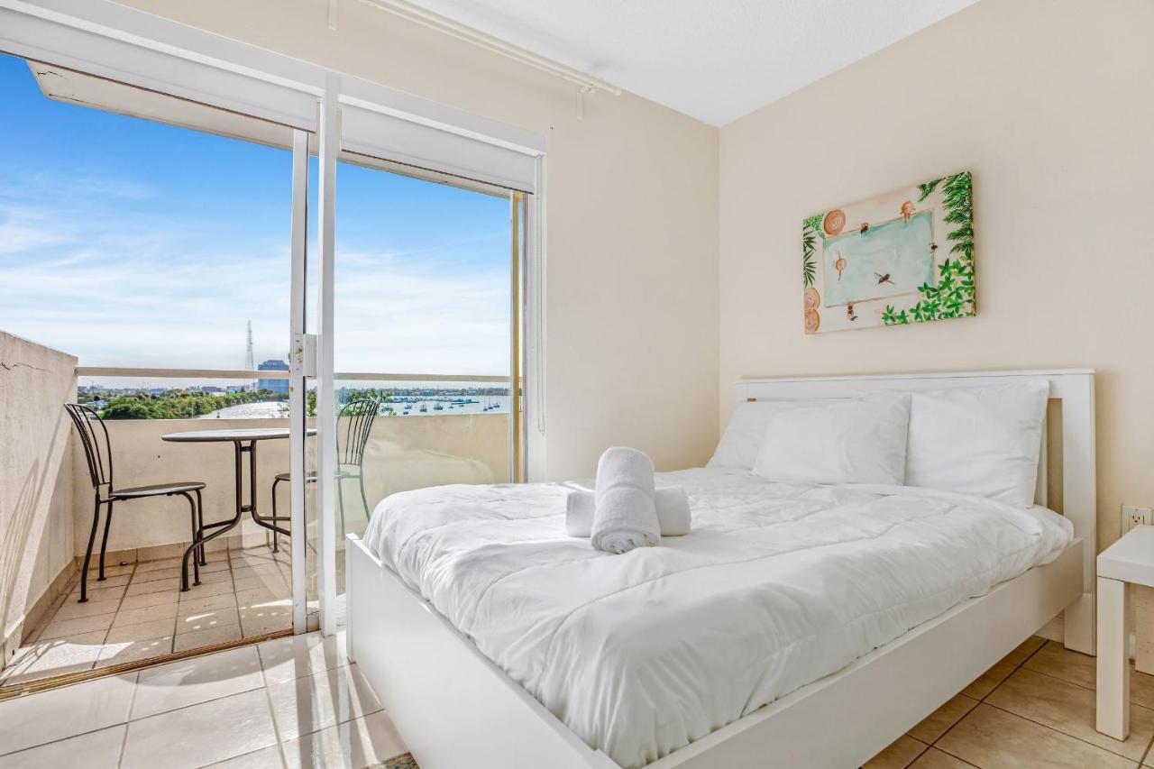 Beachy Studio-Apt In The Center Of Miami Miami Beach Exterior photo